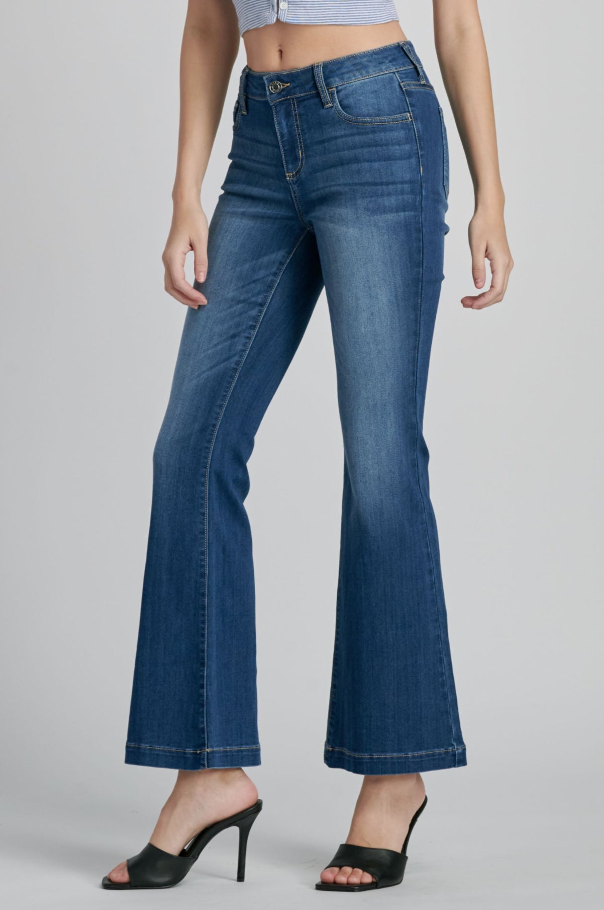 AB38657DK-30 Vintage Inspired Flare Jeans