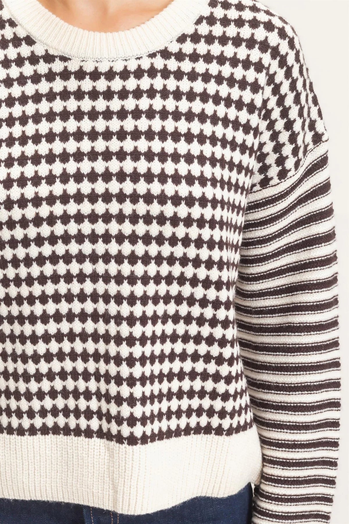 HF26E821 Mixed Pattern Sweater