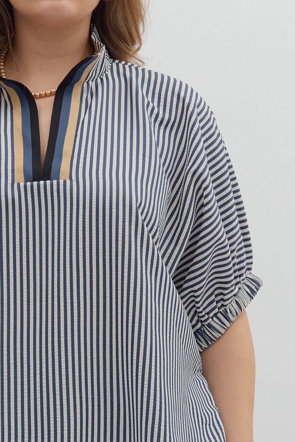 T25970P Curvy Stripe Pattern Dolman Top