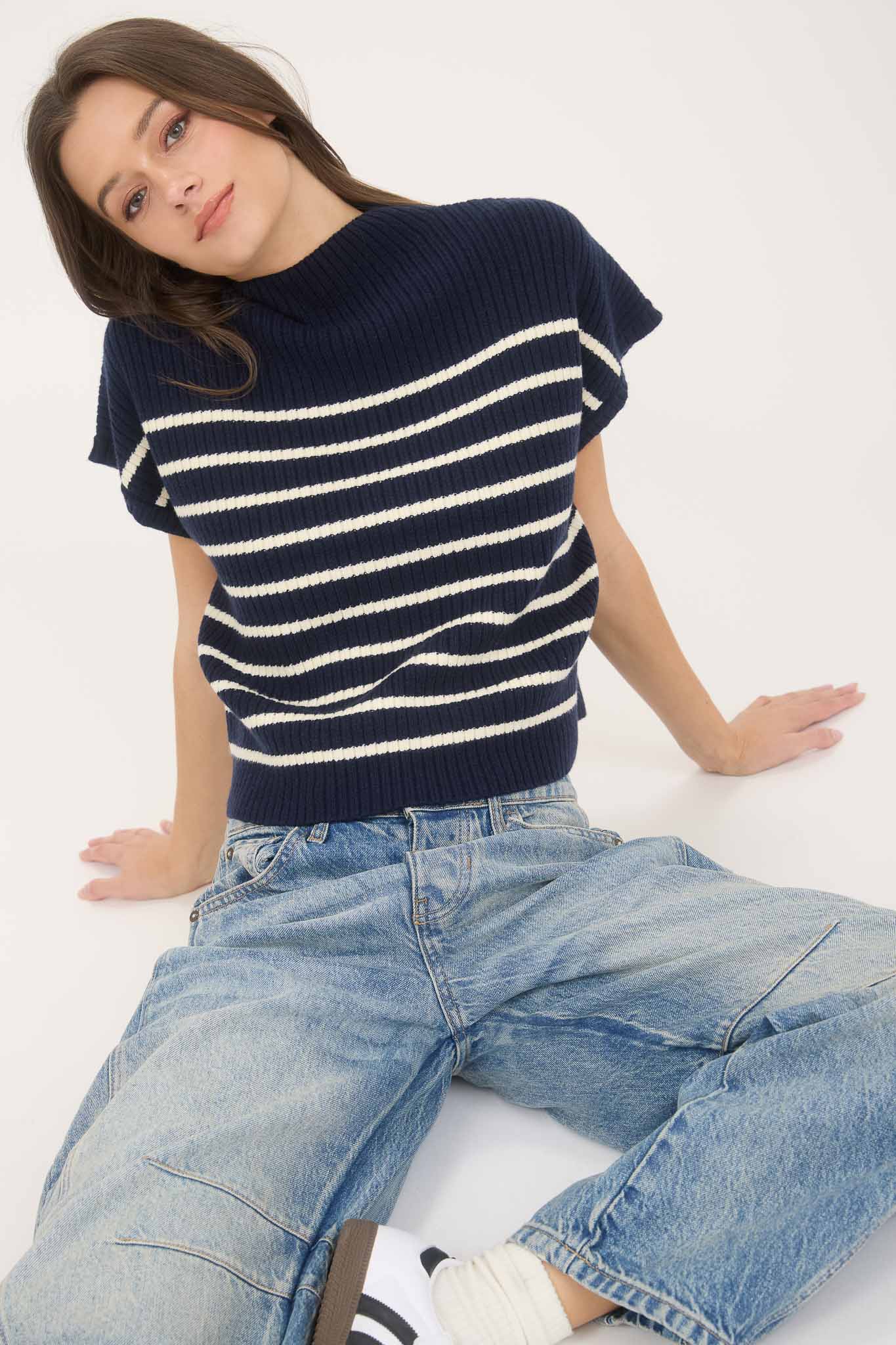 B5FT1014 Striped Mock Neck Sweater