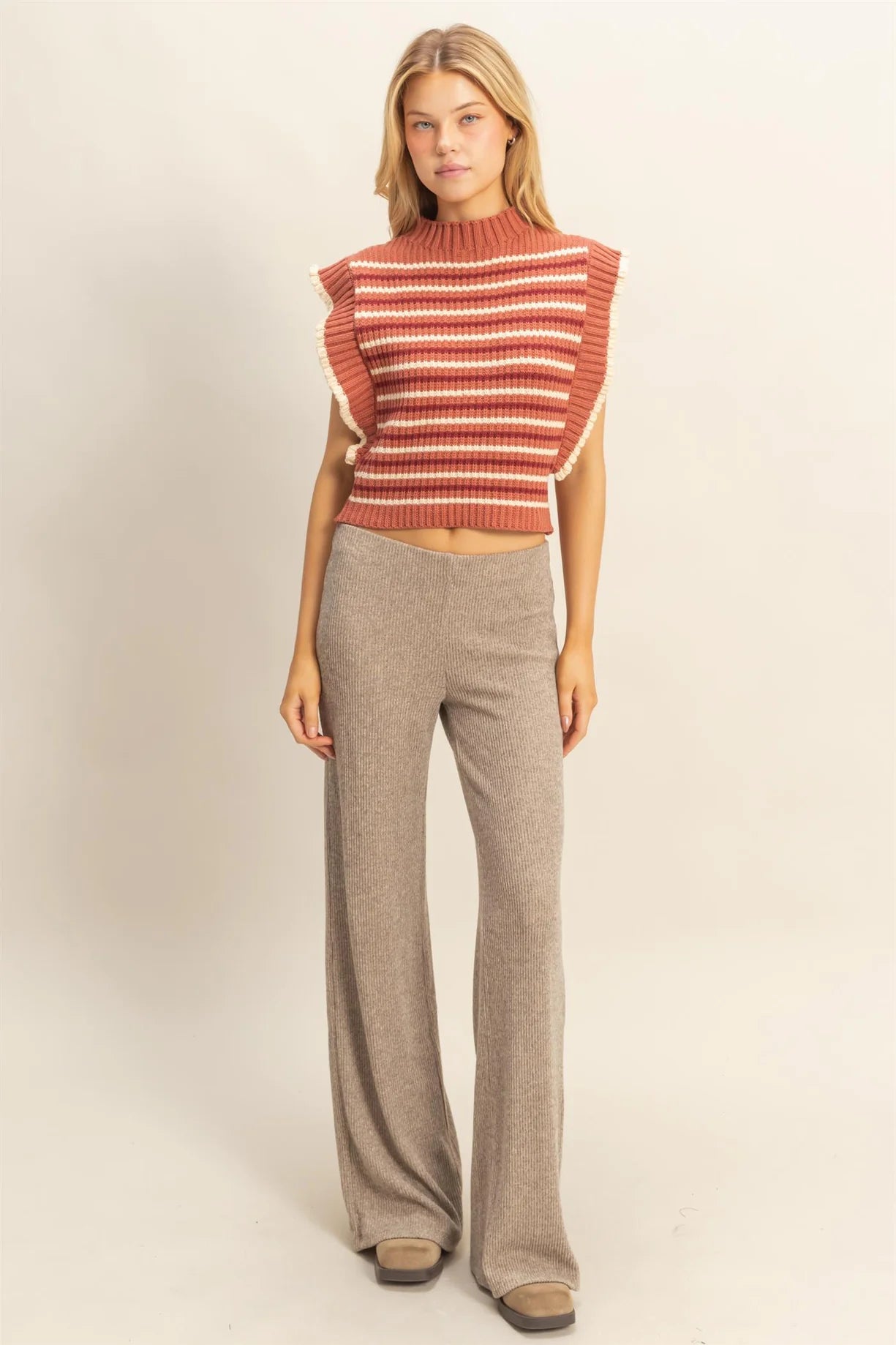 HF25E871 Chic Striped Mock Neck Sleeveless Sweater Vest