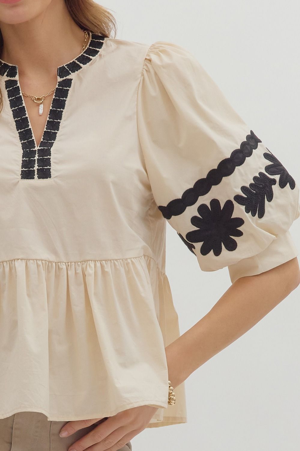 T28506 Solid 3/4 Sleeve Top