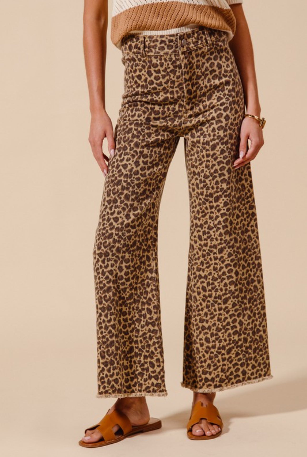 JB1042-04 Leopard Frayed Hem Wide Leg Jeans