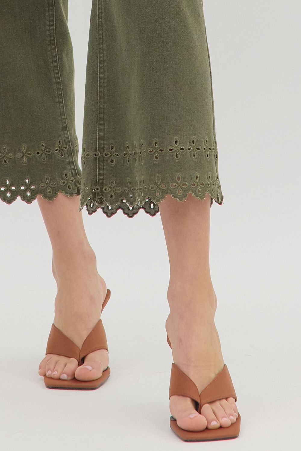 P26396 Floral Embroidered Border Hem Pants