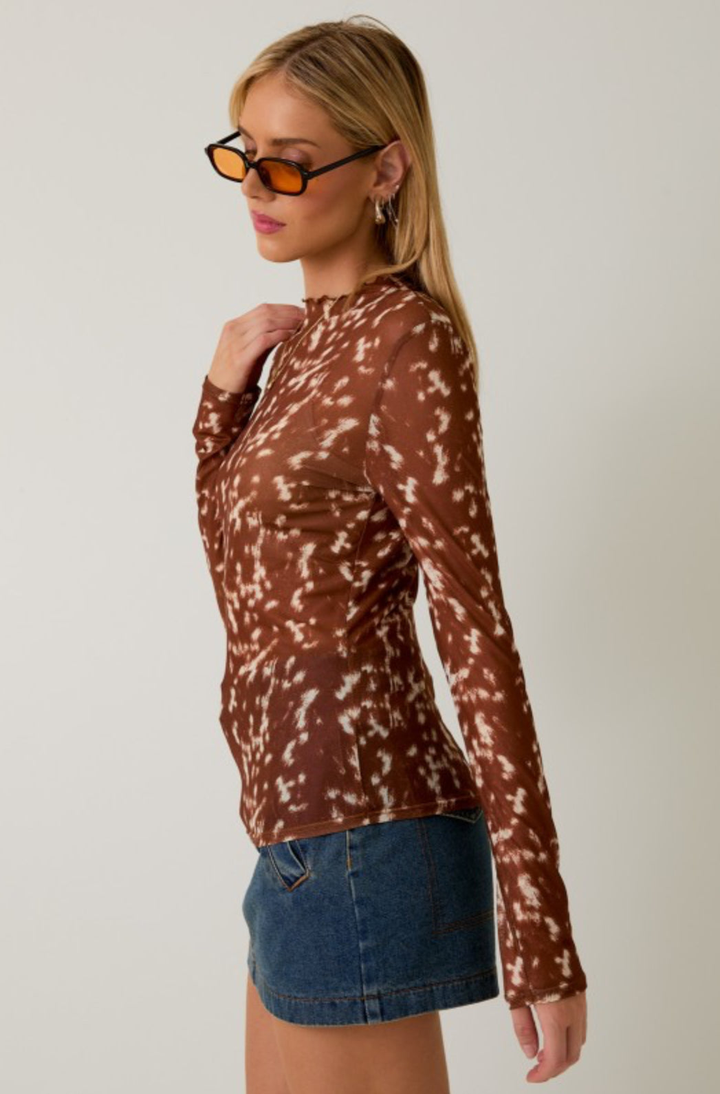 MT10693-1 Mock Neck Mesh Print Top