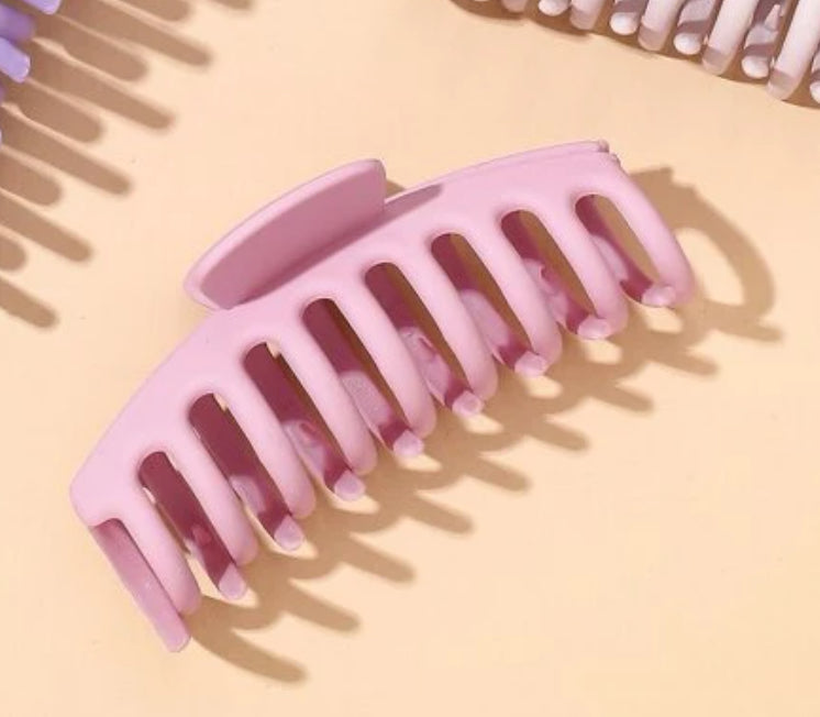 Oversized Matte Claw Clips