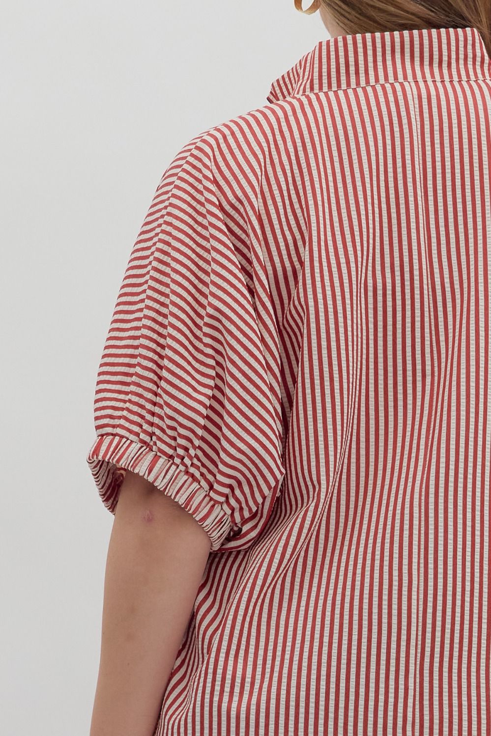 T25970P Curvy Stripe Pattern Dolman Top