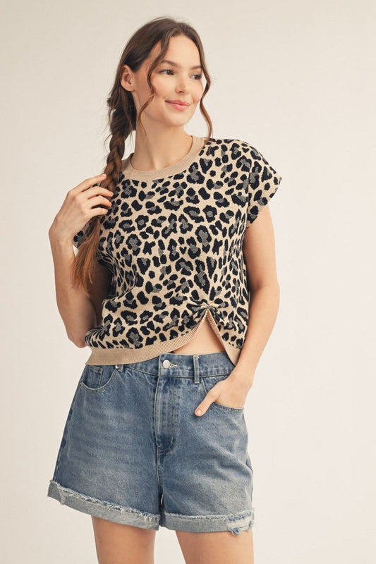 G15760-1-SWEATER Leopard Sweater Top