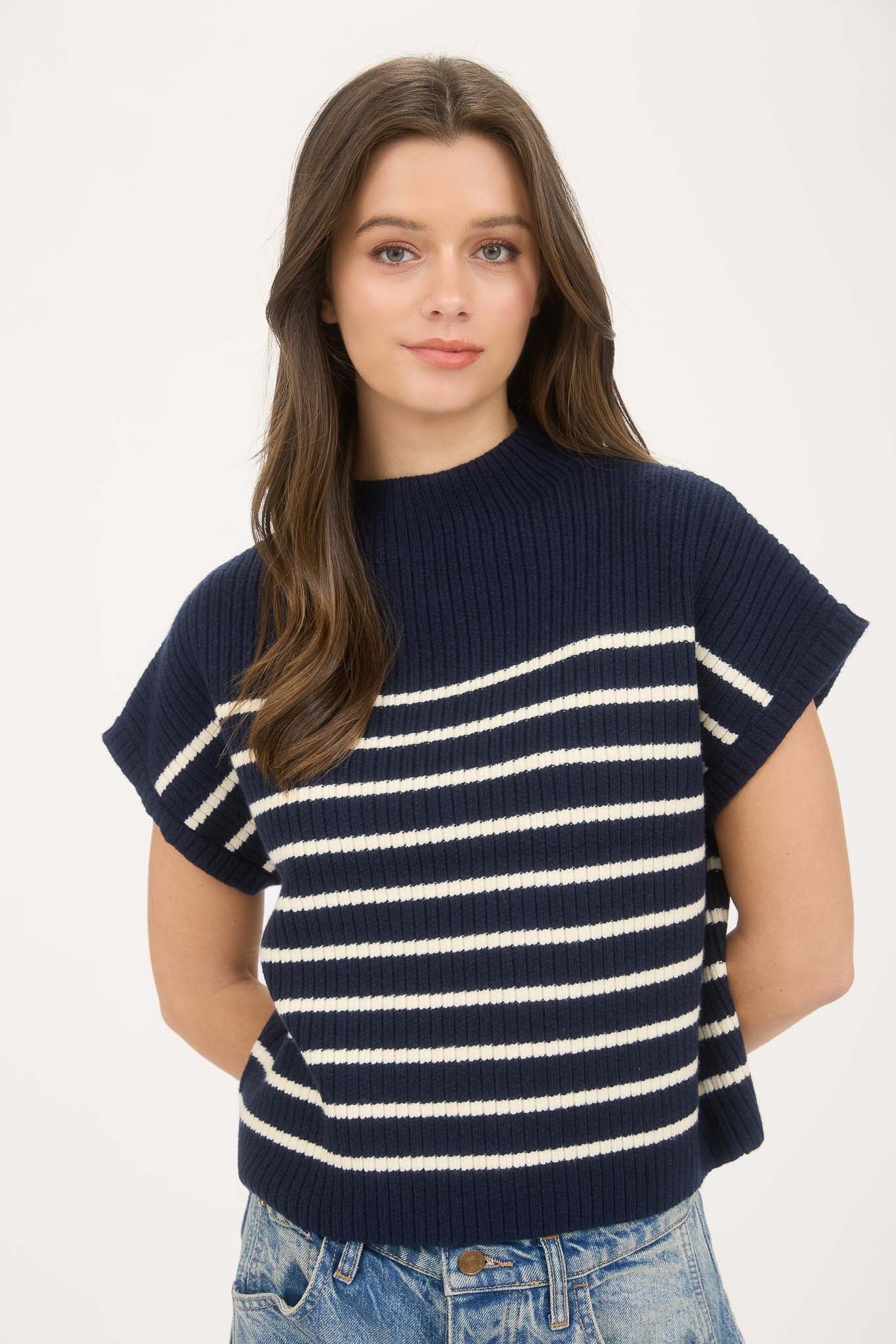 B5FT1014 Striped Mock Neck Sweater