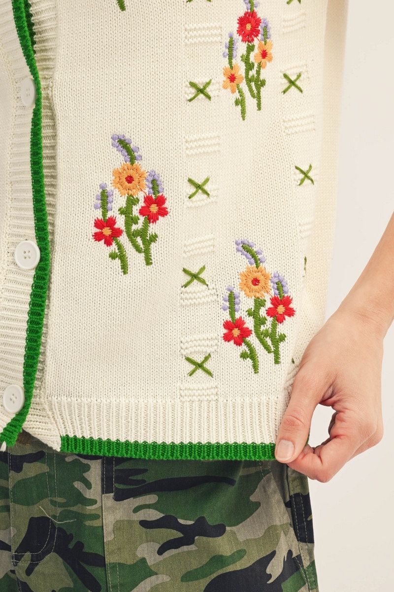 H50512 Floral Embroidered Sweater
