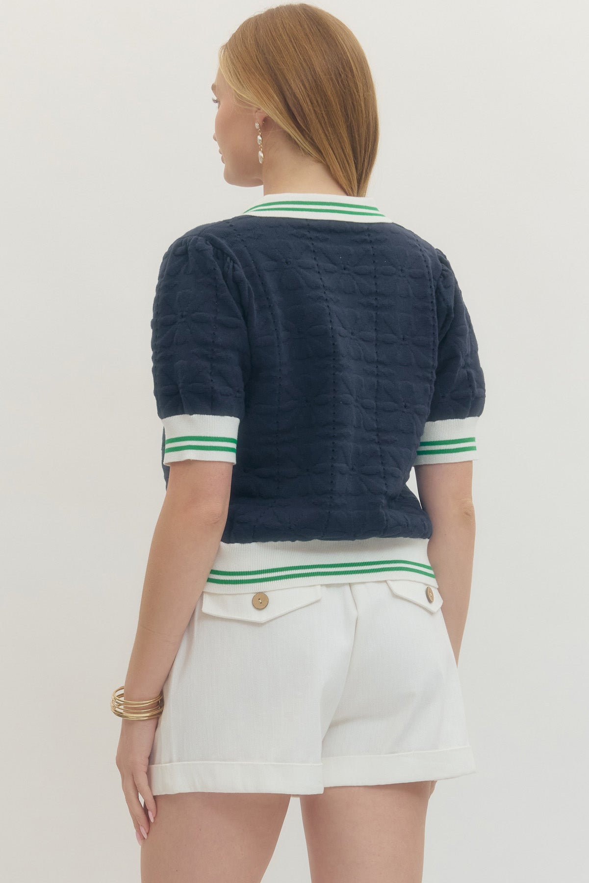 T29133 Textured Diamond Knit Top