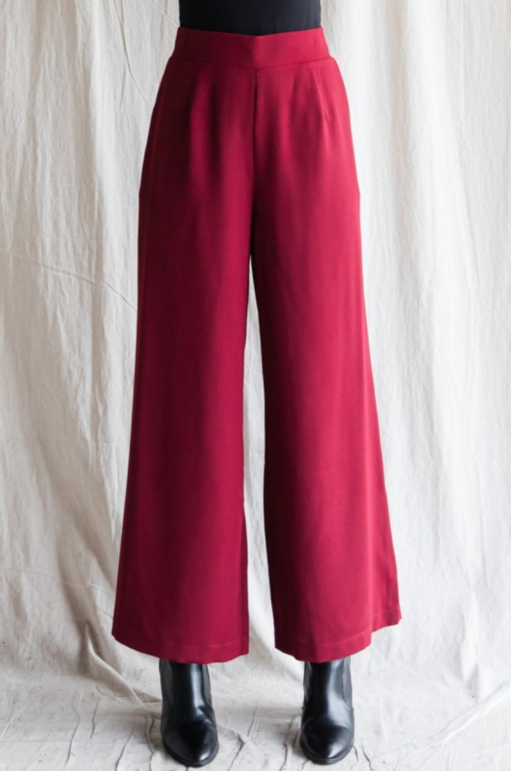 B8651 Solid Color Pants