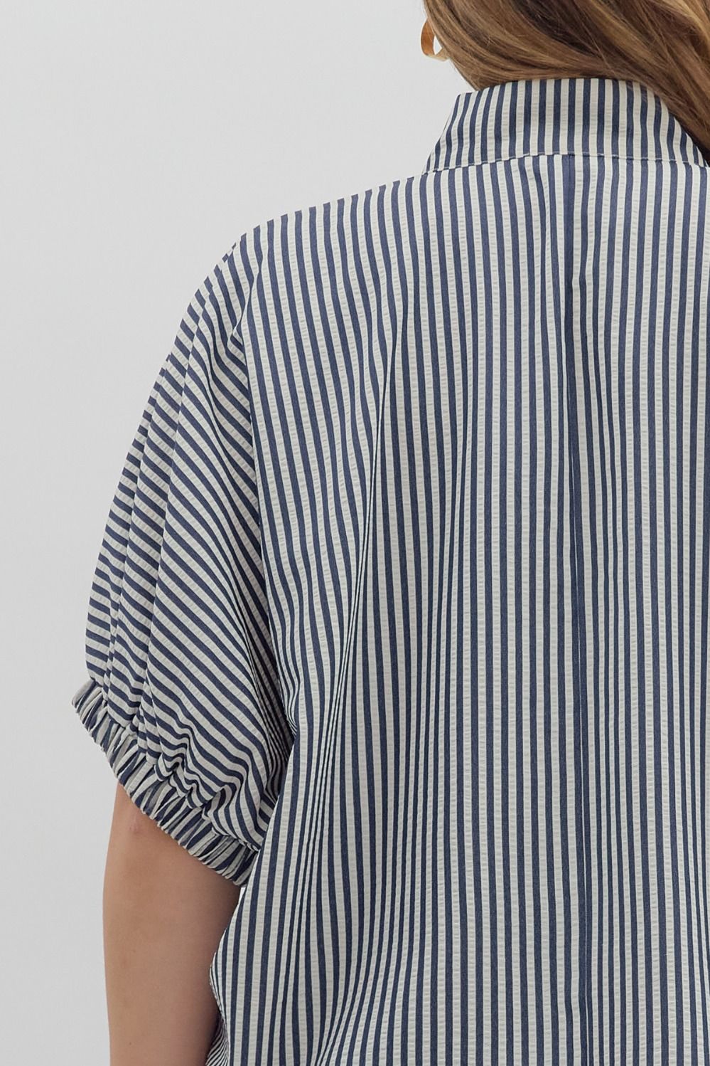 T25970P Curvy Stripe Pattern Dolman Top