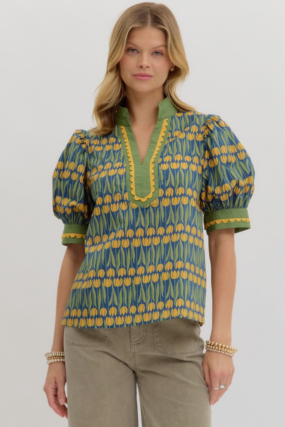 T27653 Floral Pattern Top