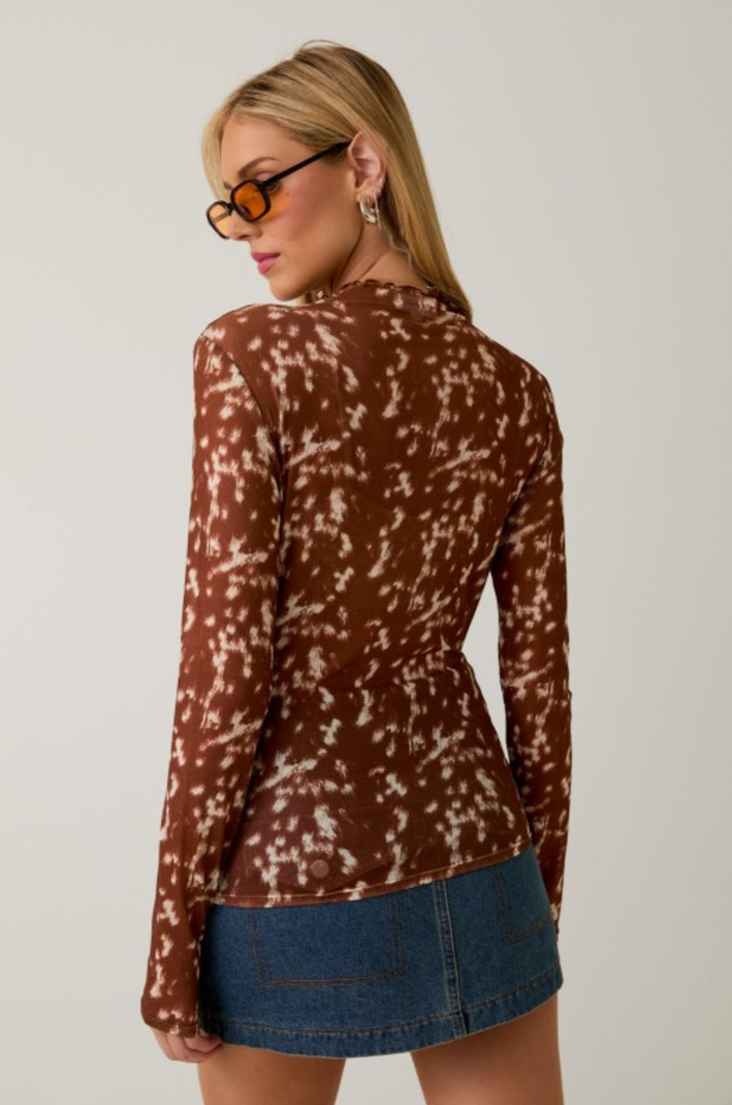 MT10693-1 Mock Neck Mesh Print Top