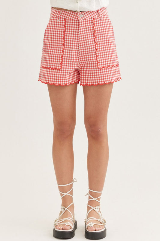 P31643 Gingham Scallop Hem Shorts