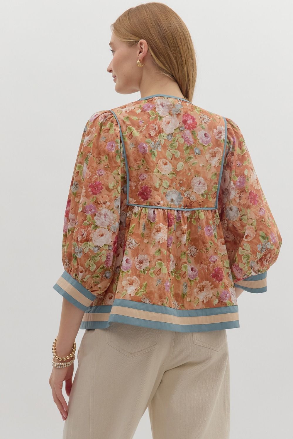 T27218 Vintage Floral Pattern Top