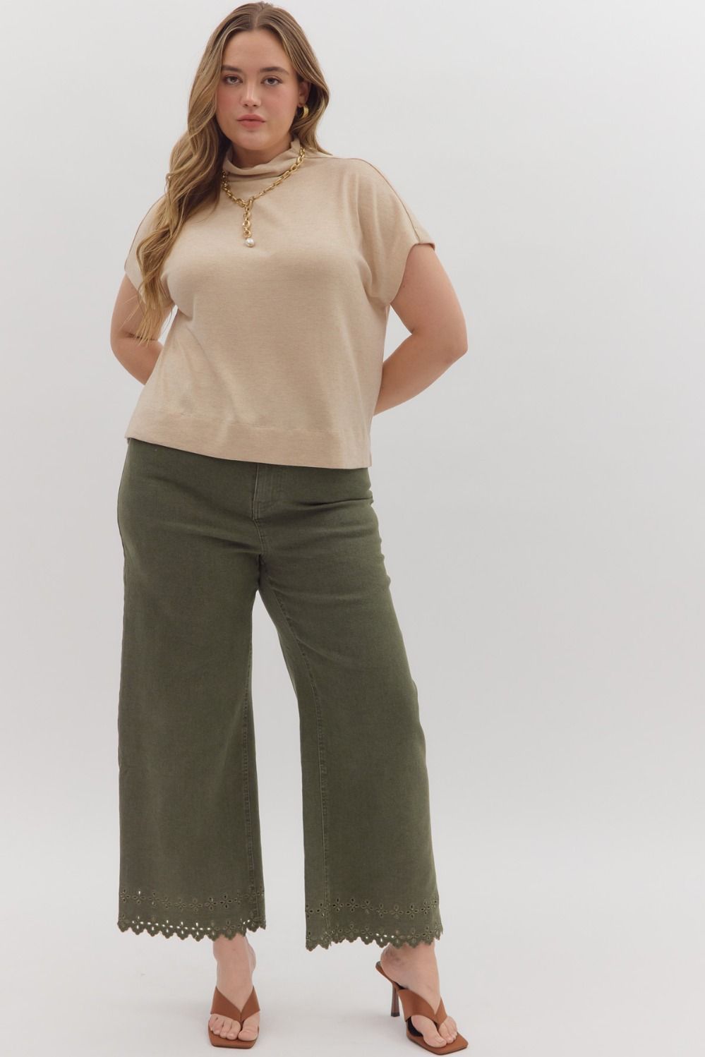 P26396P Curvy Floral Embroidered Border Hem Pants