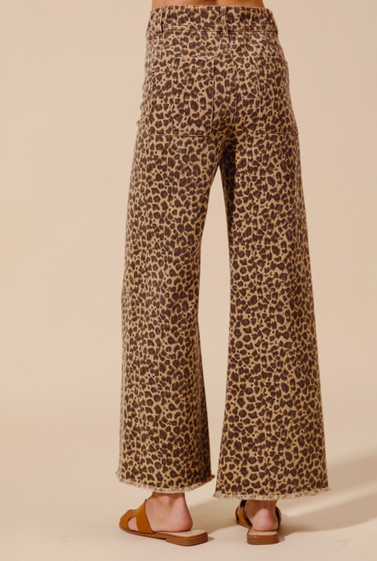 JB1042-04 Leopard Frayed Hem Wide Leg Jeans