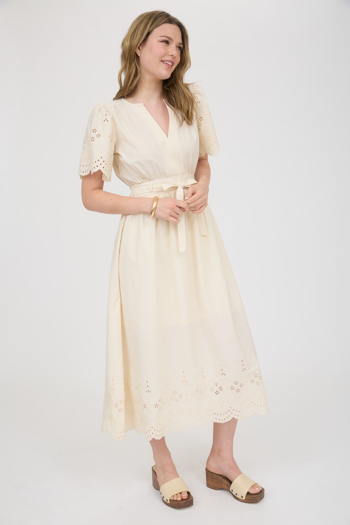 CR2569 Embroidery Detail Midi Dress