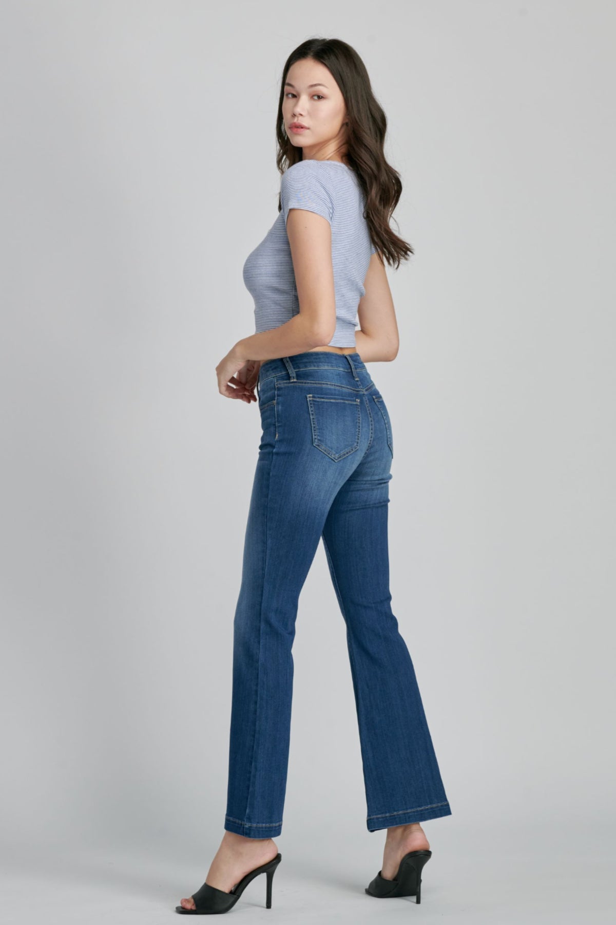 AB38657DK-30 Vintage Inspired Flare Jeans