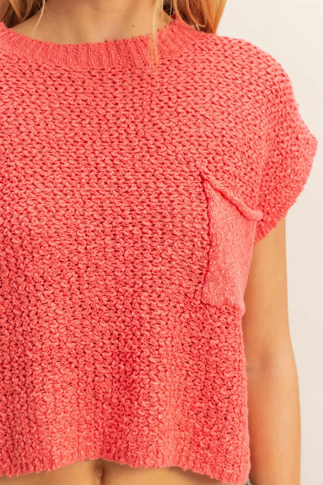 HF25E648 Textured Knitted Crop Top