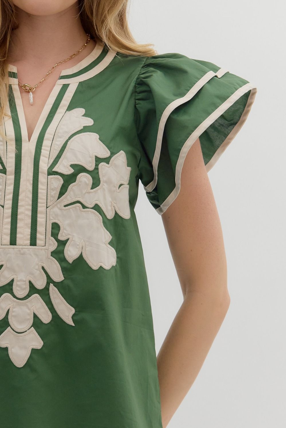 T27586 Flutter Sleeve Top