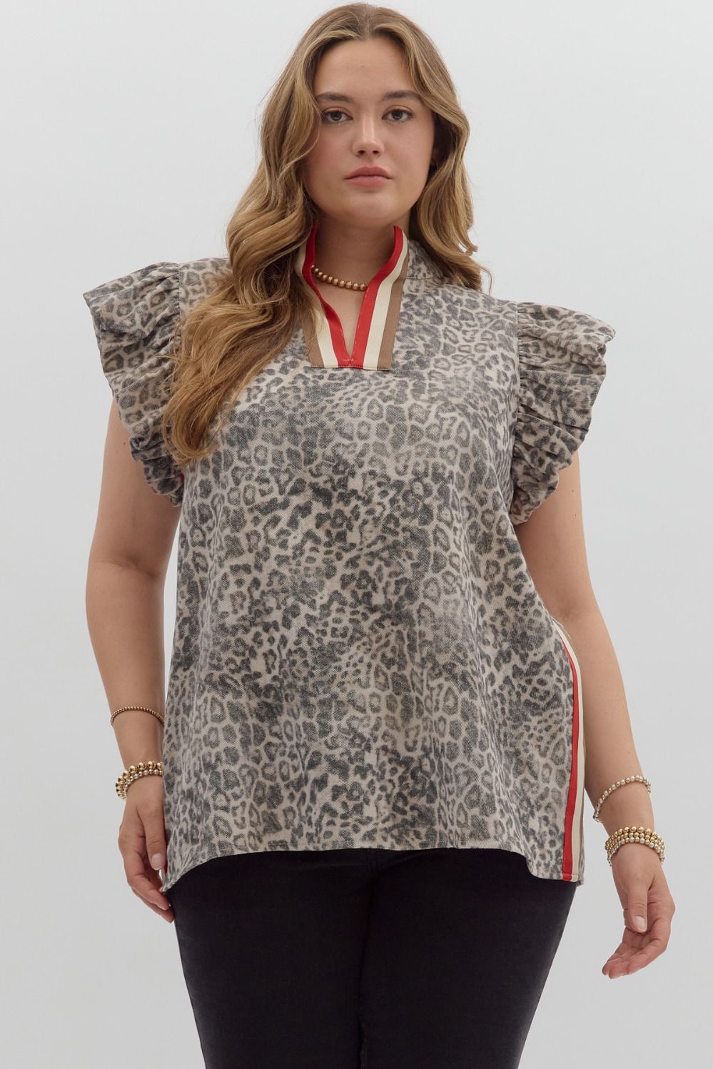 T27802P Curvy Leopard Print Flutter Sleeve Top