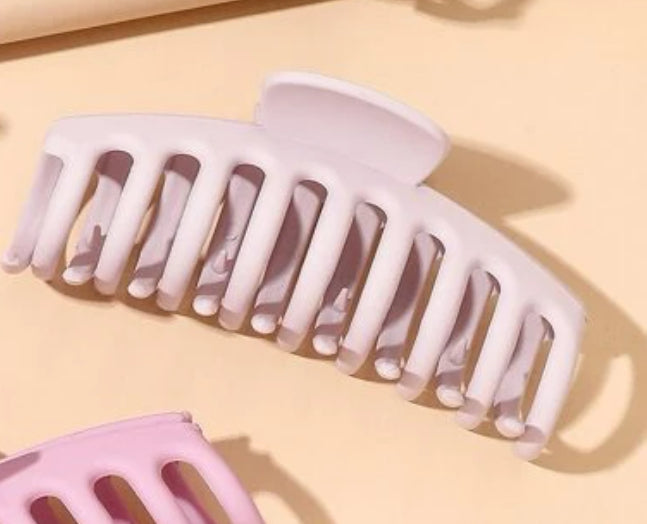 Oversized Matte Claw Clips