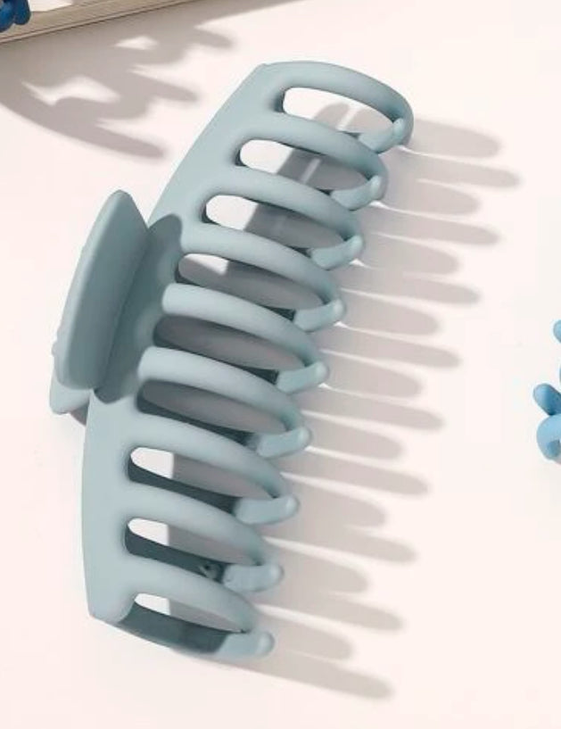 Oversized Matte Claw Clips