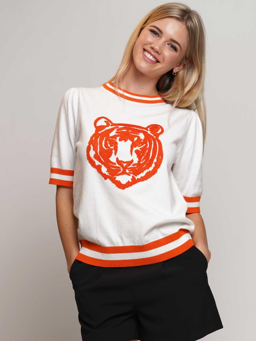 KT240129 Big Tiger Knit Top