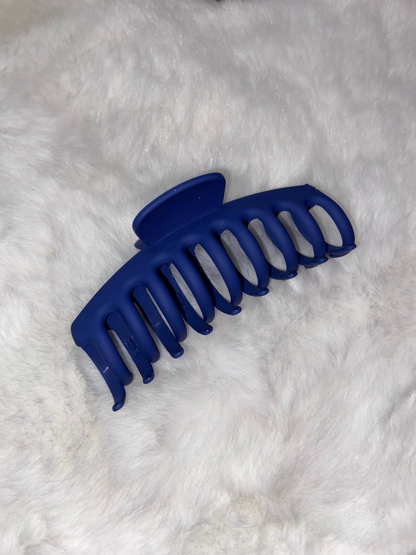 Oversized Matte Claw Clips