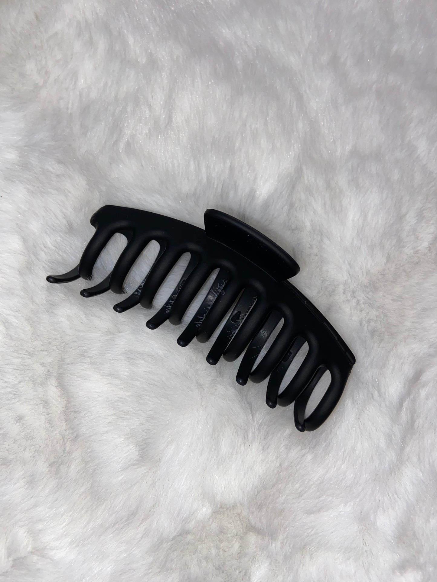 Oversized Matte Claw Clips