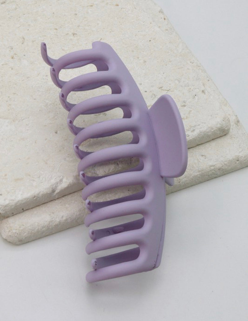 Oversized Matte Claw Clips
