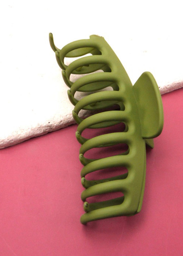 Oversized Matte Claw Clips
