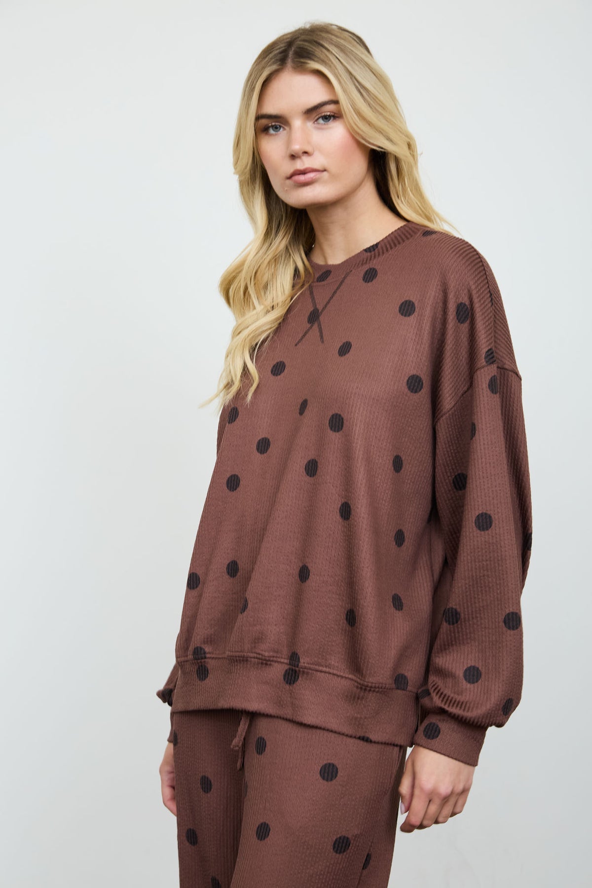 J6FX1019-T Polka Dot Textured Top