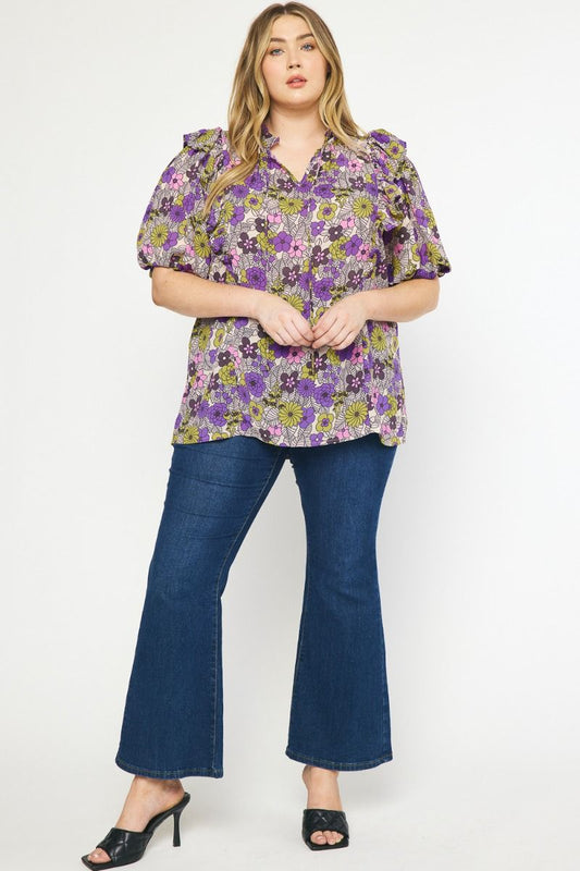 T21322P Curvy Floral Print V-Neck Top