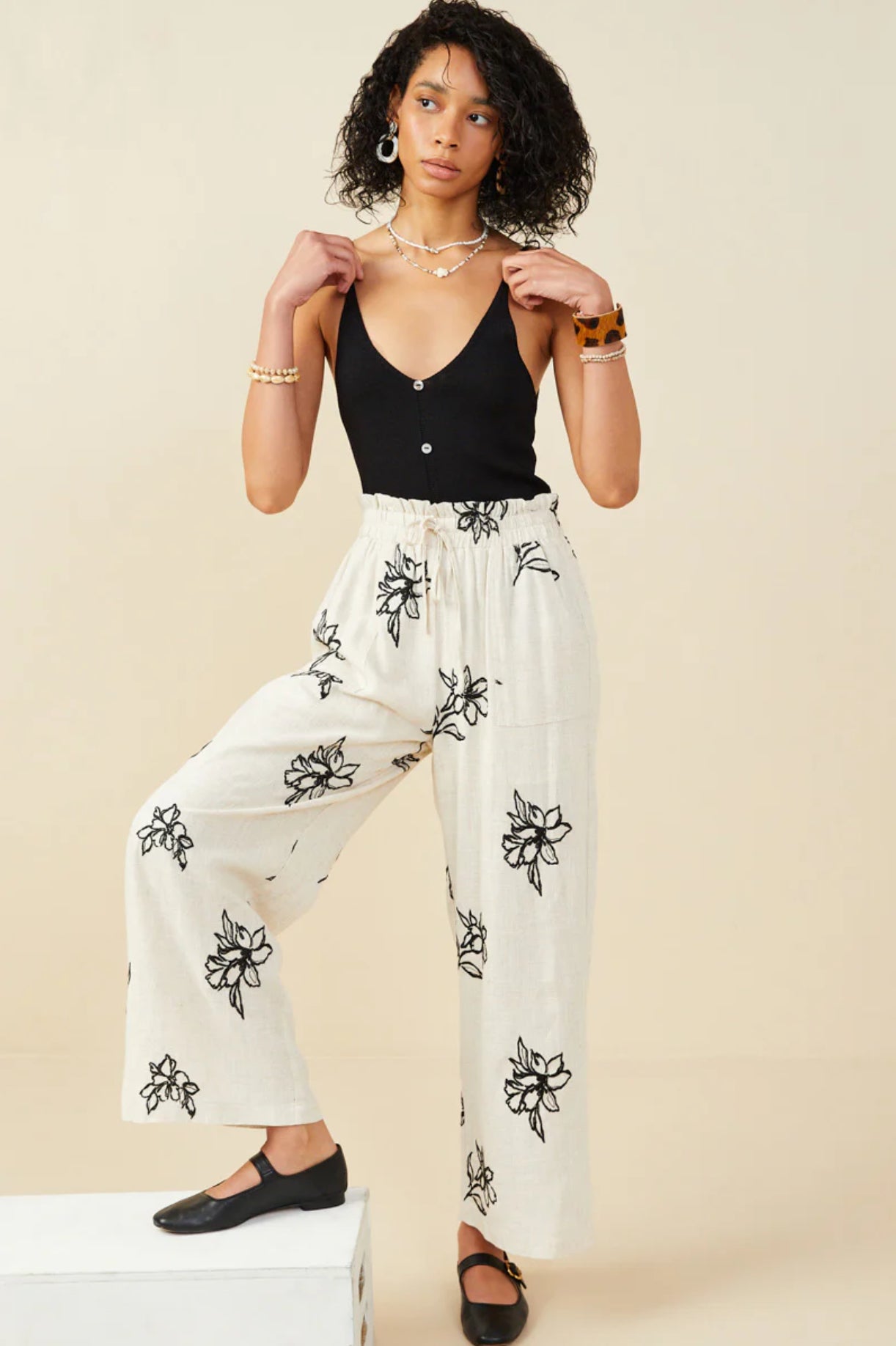 HY9513 Floral Embroidered Pants