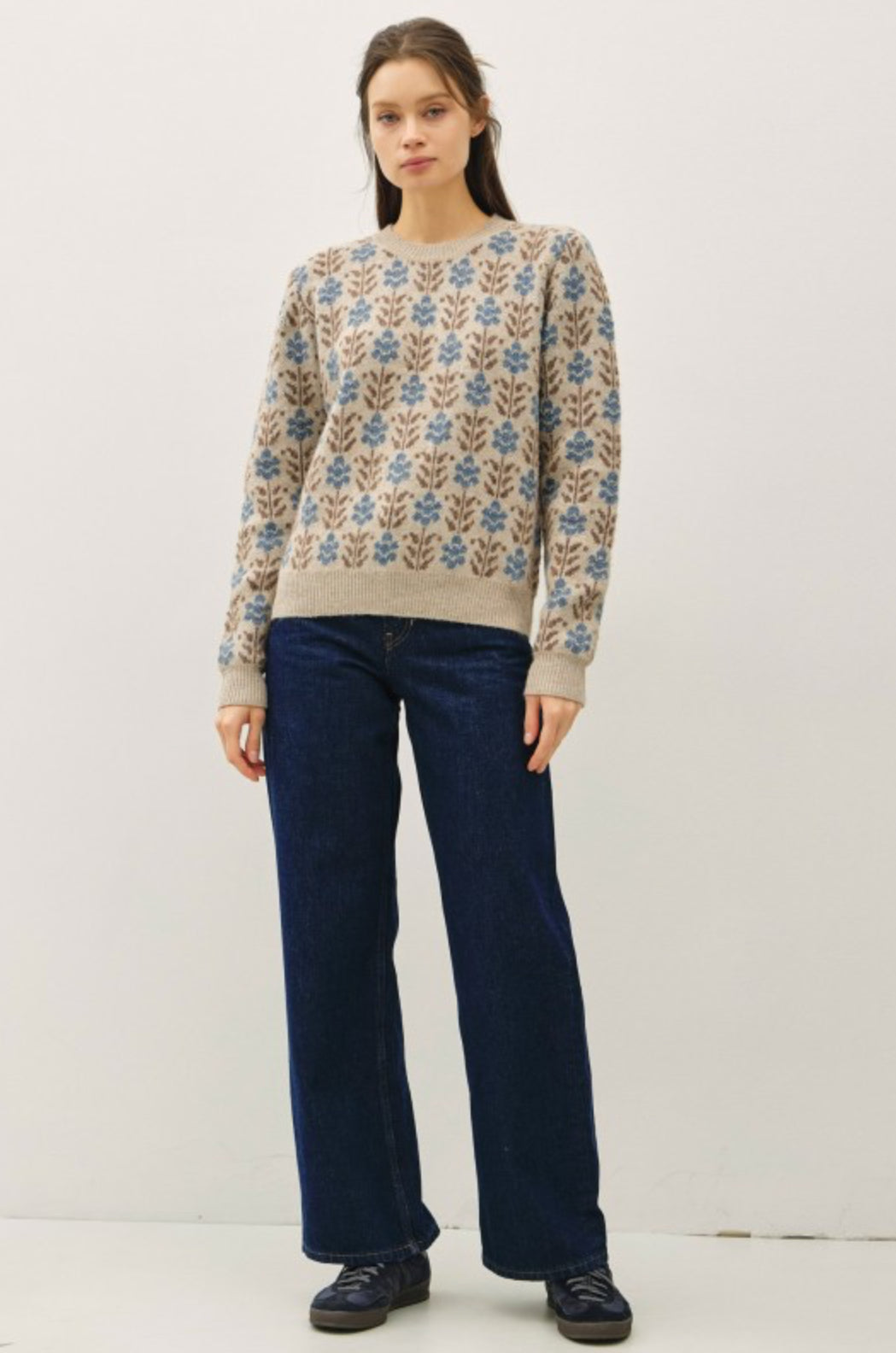 65360 Vintage Floral Jacquard Sweater