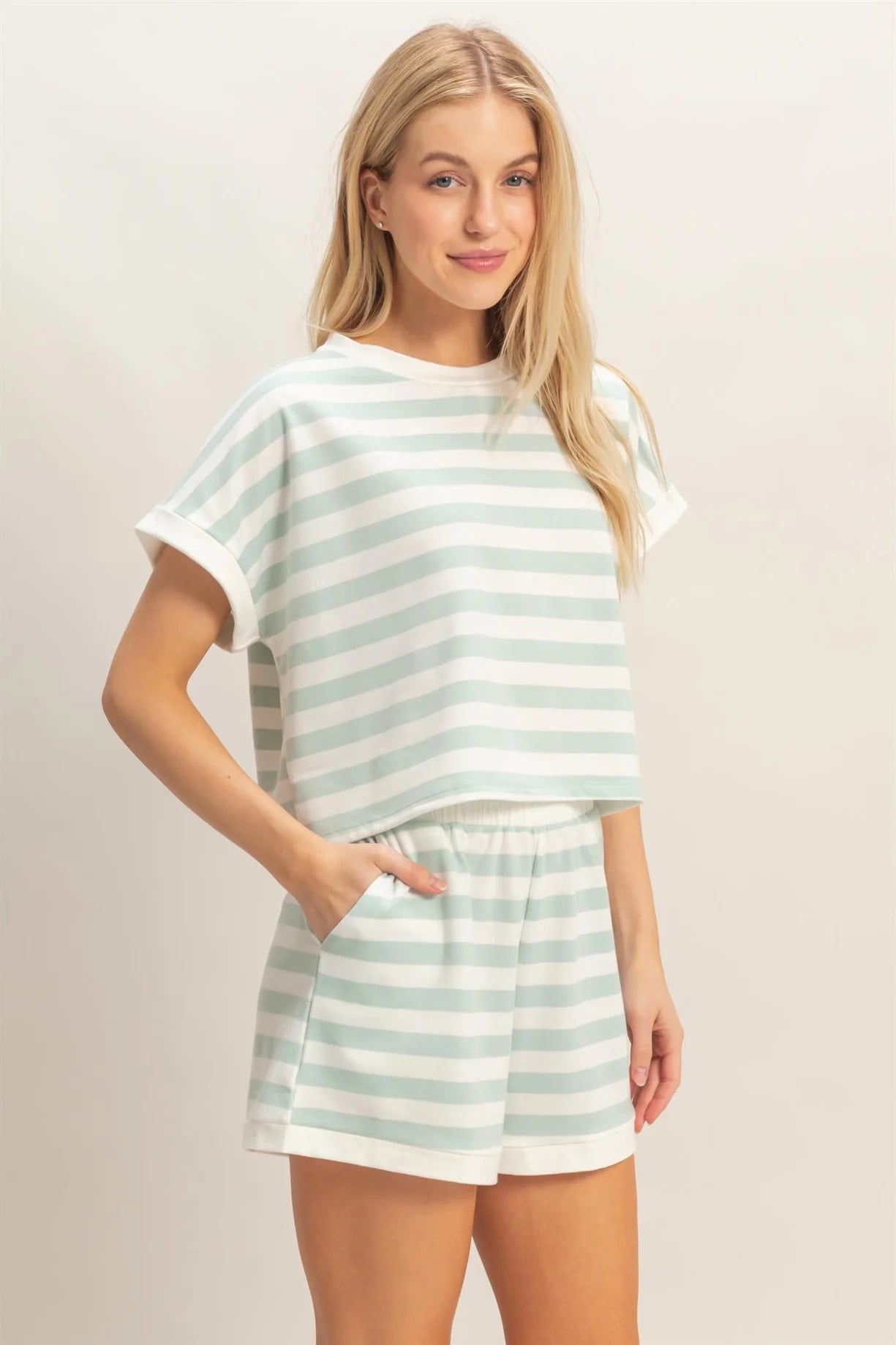 HF26C064-SET Striped Shorts Set