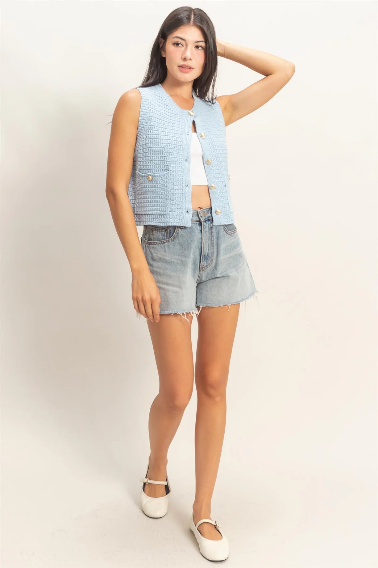 DZ26A448 Textured Button Front Vest