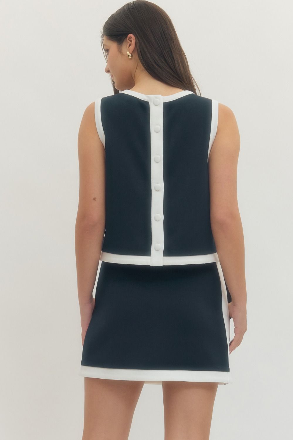 T28725 Solid Sleeveless Top