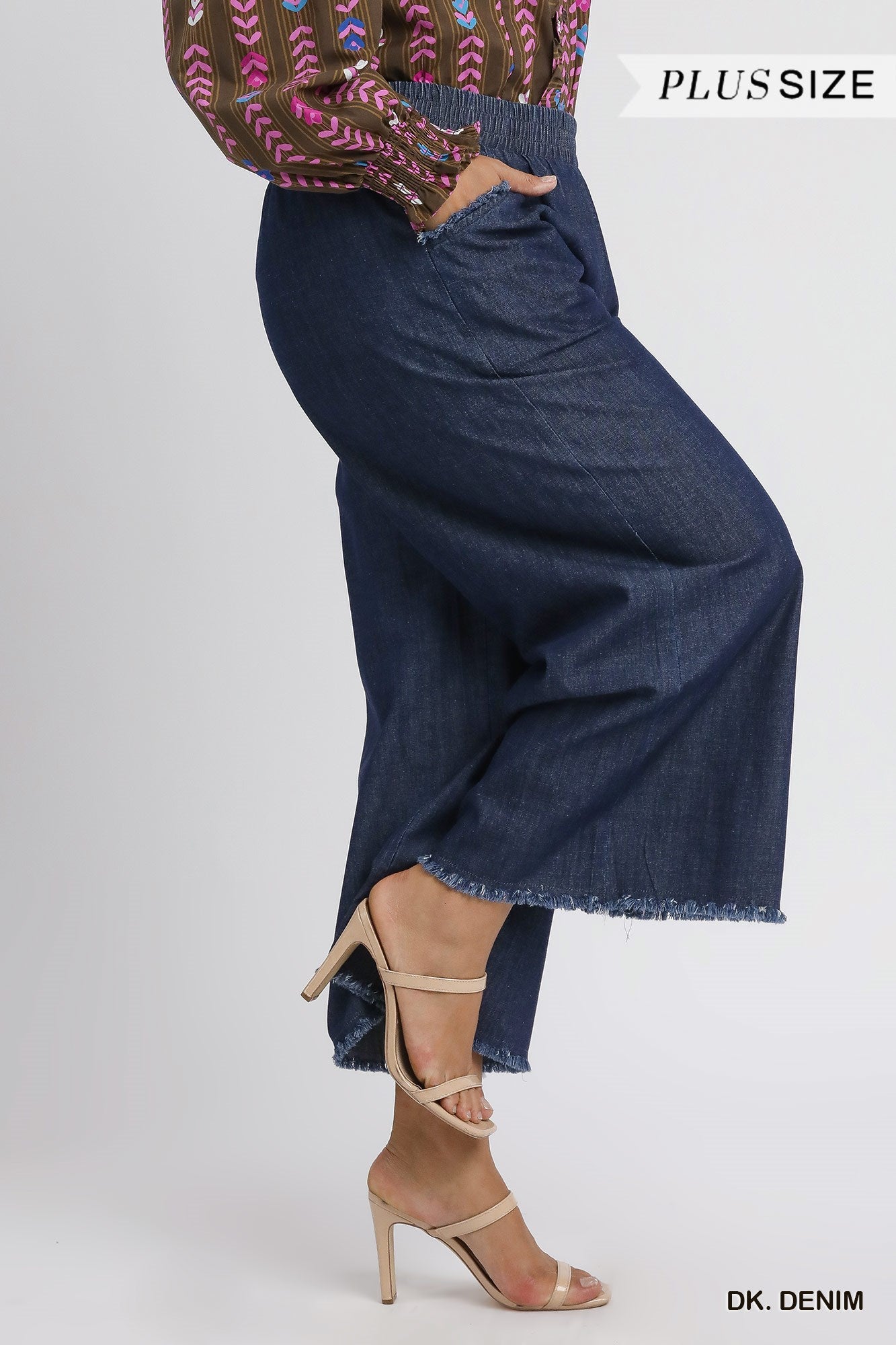 WK0634 Curvy Washed Denim Pants