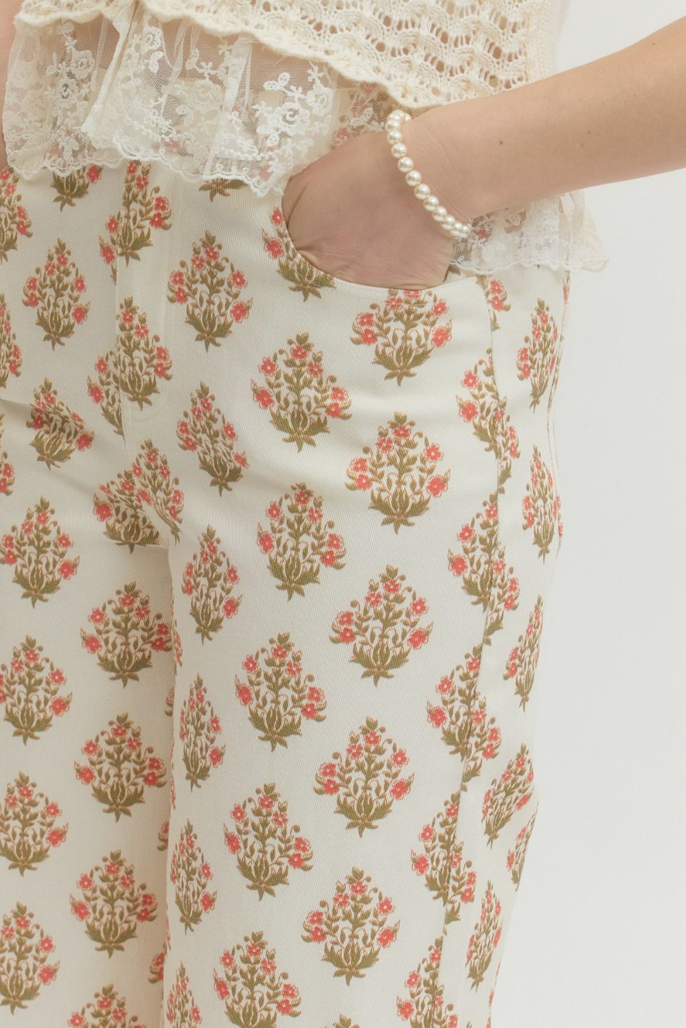 P29720 Floral Printed Straight Leg Pants