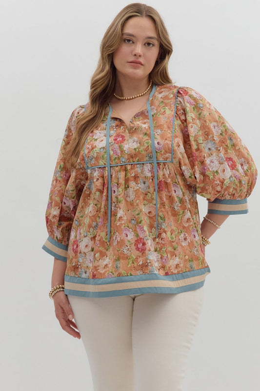 T27218P Curvy Vintage Floral Pattern Top