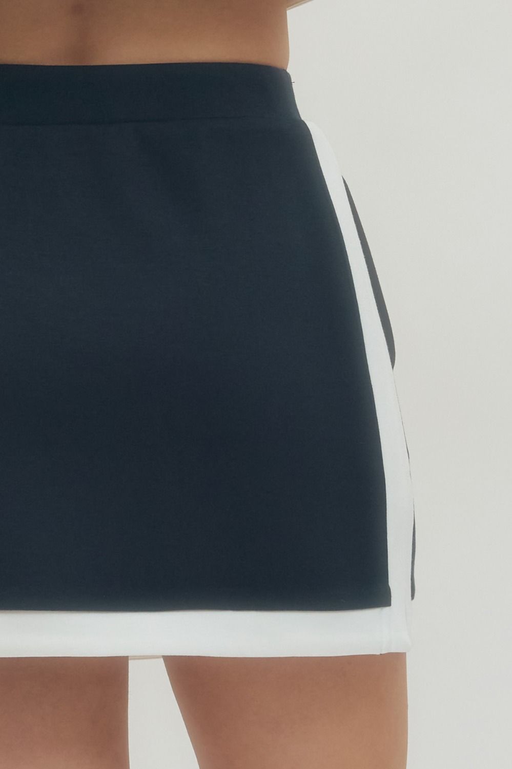 S28726 Solid Mini Skirt