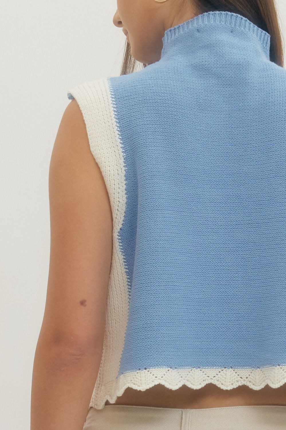 T29969 Colorblock Sleeveless Top