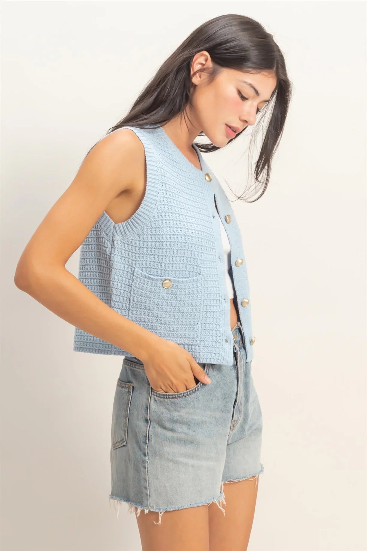 DZ26A448 Textured Button Front Vest
