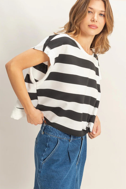 HF26C391 Striped Boxy Crew Neck Top