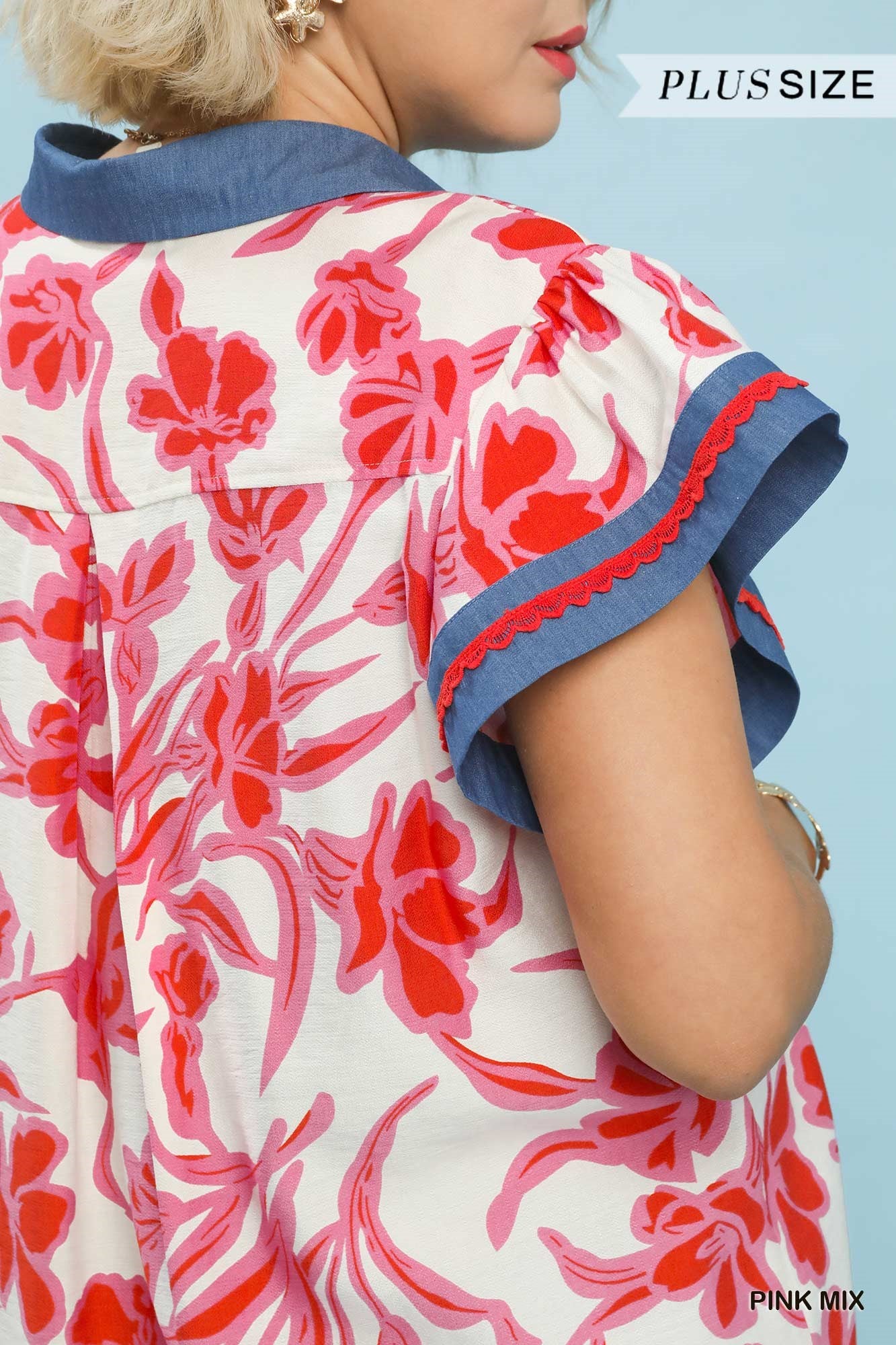WC5892 Curvy Floral Top
